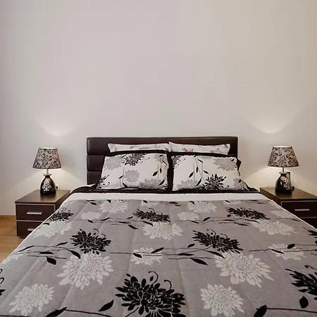 Apartment Center Lux On Sverdlova 3- Room