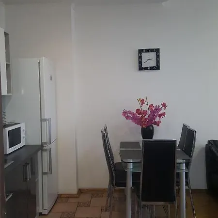 Center Lux On Sverdlova 3- Room Apartment